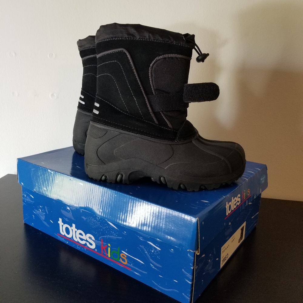 Kids snow boots